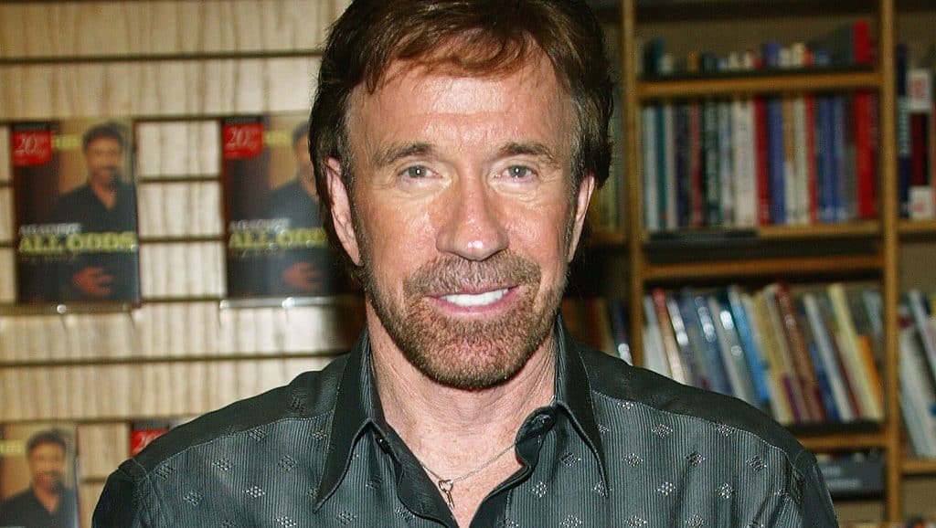 Elhunyt Chuck Norris Chuck Norris