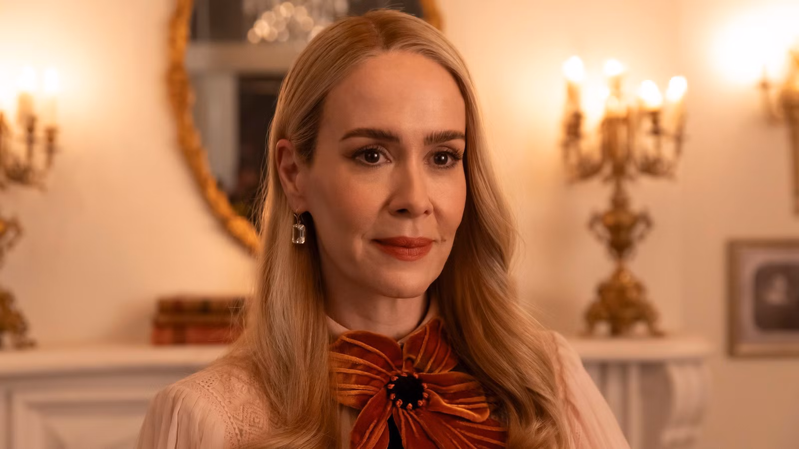 Sarah Paulson az American Horror Story 13. évadában