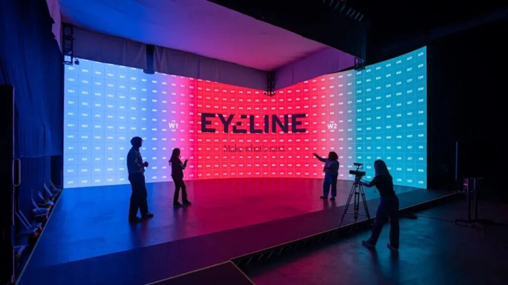 A Netflix már 300 produkciónál használt mesterséges intelligenciát – hol marad az emberi alkotás? A Netflix Eyeline Studios virtuális gyártási színpada nagy LED-fallal, filmes szakemberekkel és kamerával